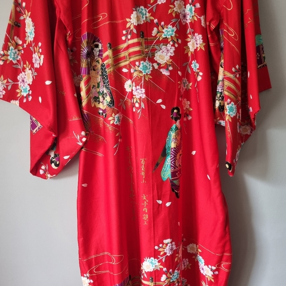 JUGUEMM Kimono Red Patterned Winged Sleeves Made in Japan Size Large - Picture 8 of 15